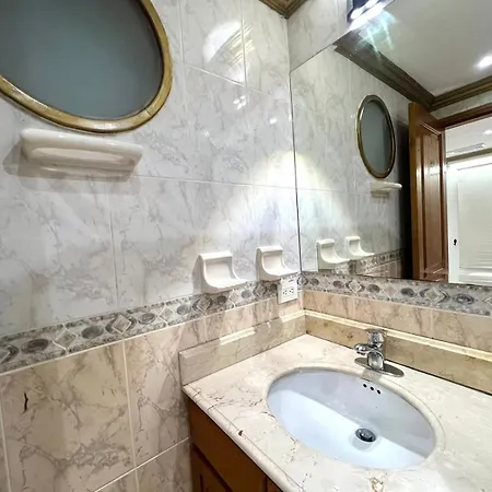 Casa De Lujo En Privado Por * Cartagena